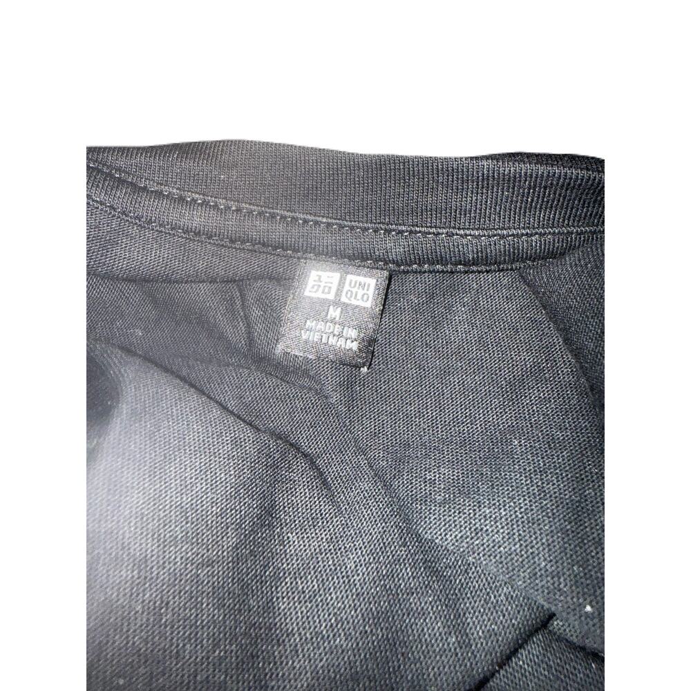 UNIQLO Women’s Black Sleeveless Shift Dress Size Medium Minimalist Stretch Knit - Picture 4 of 4